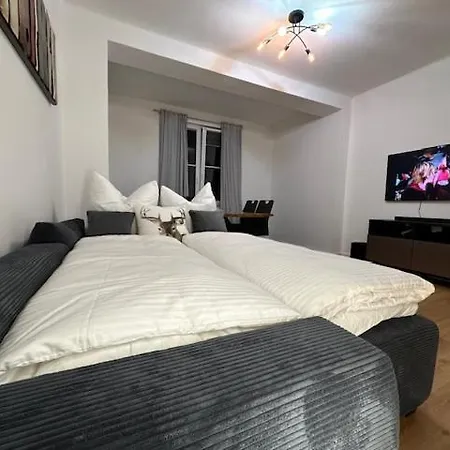 Haus Alpina * جارمش بارتنكيرشن