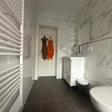 Haus Alpina * Garmisch-Partenkirchen